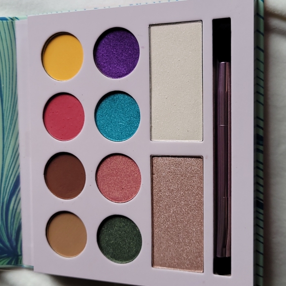 Moods by Laura Sanchez Palette - Picture 3 of 6